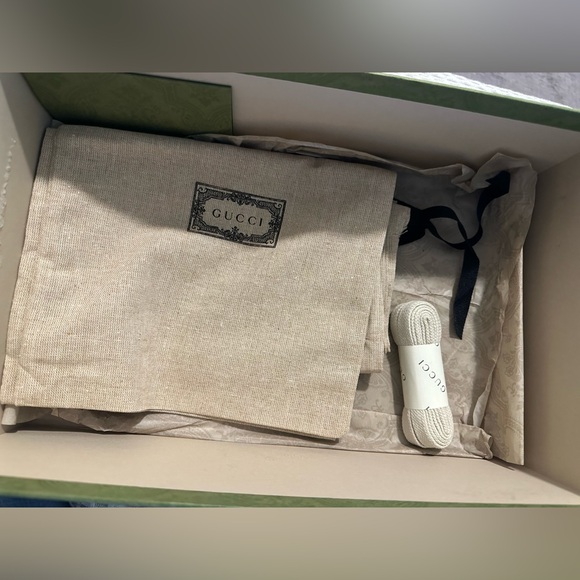 WOMEN'S SCREENER SNEAKER WITH CRYSTALS - Picture 4 of 4